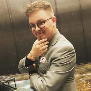 Meet your Posher, Austin